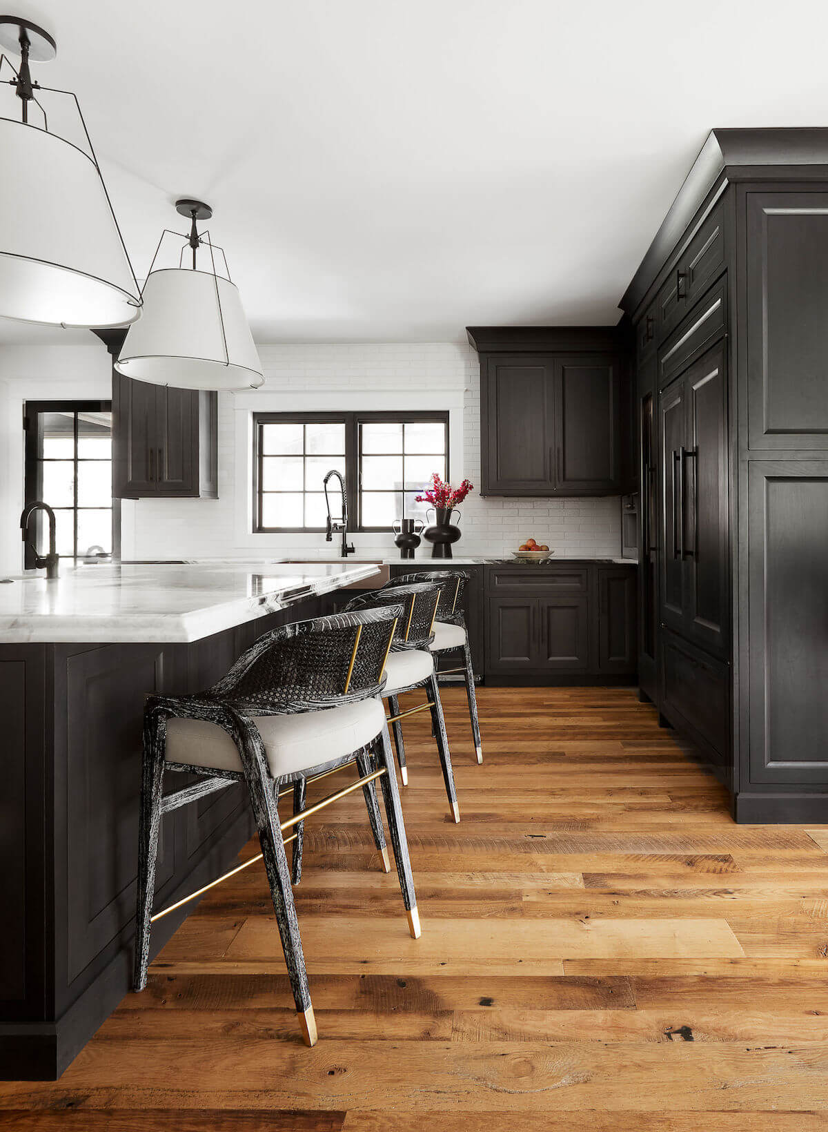 Black Kitchen Cabinets