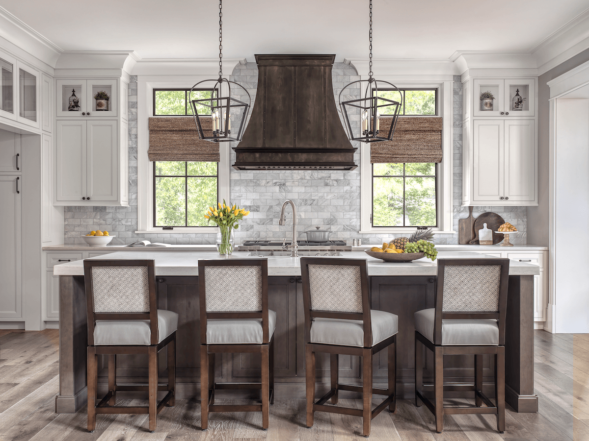 Traditional Kitchen Design by Diane Breckenridge Interiors featuring Beck/Allen Cabinetry